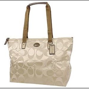 COACH F77321 GETAWAY SIGNATURE NYLON